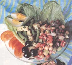 Healthy Salad Recipes: Not Just a Side Dish Image